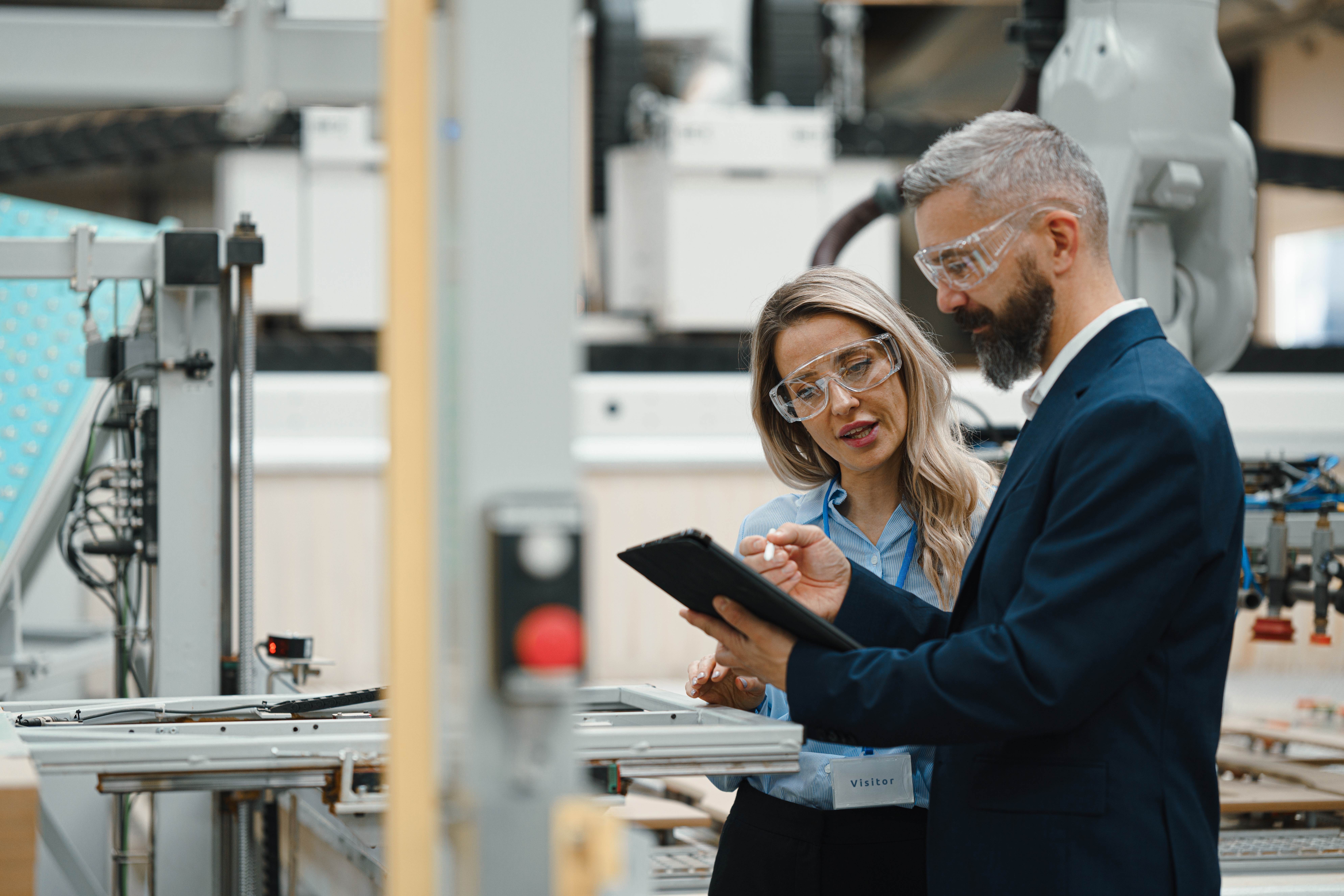 HR leader collaborating with a frontline employee | Reduce employee turnover